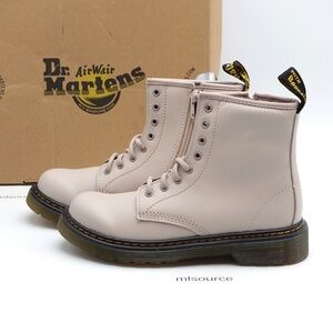 NEW Dr. Martens 1460 Leather Side Zip Boots 25634348 Beige